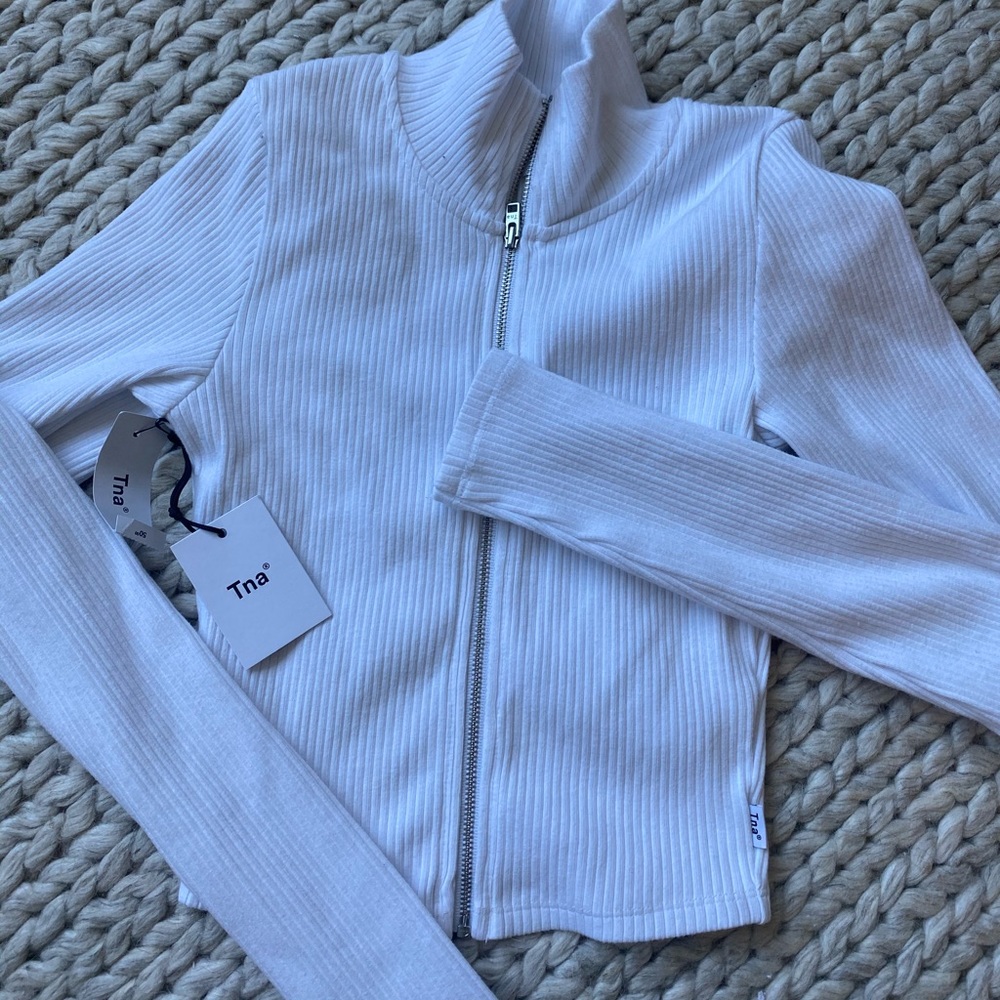 Aritzia top